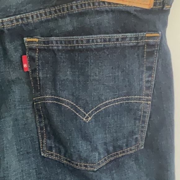 Levi's Relaxed Blue Denim Jeans Timeless Style 514 - Picture 4 of 10